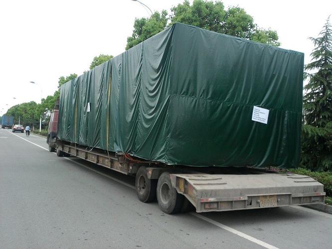 上海轩顺物流成立于2002年,公司集道路危险品货物运输,普通